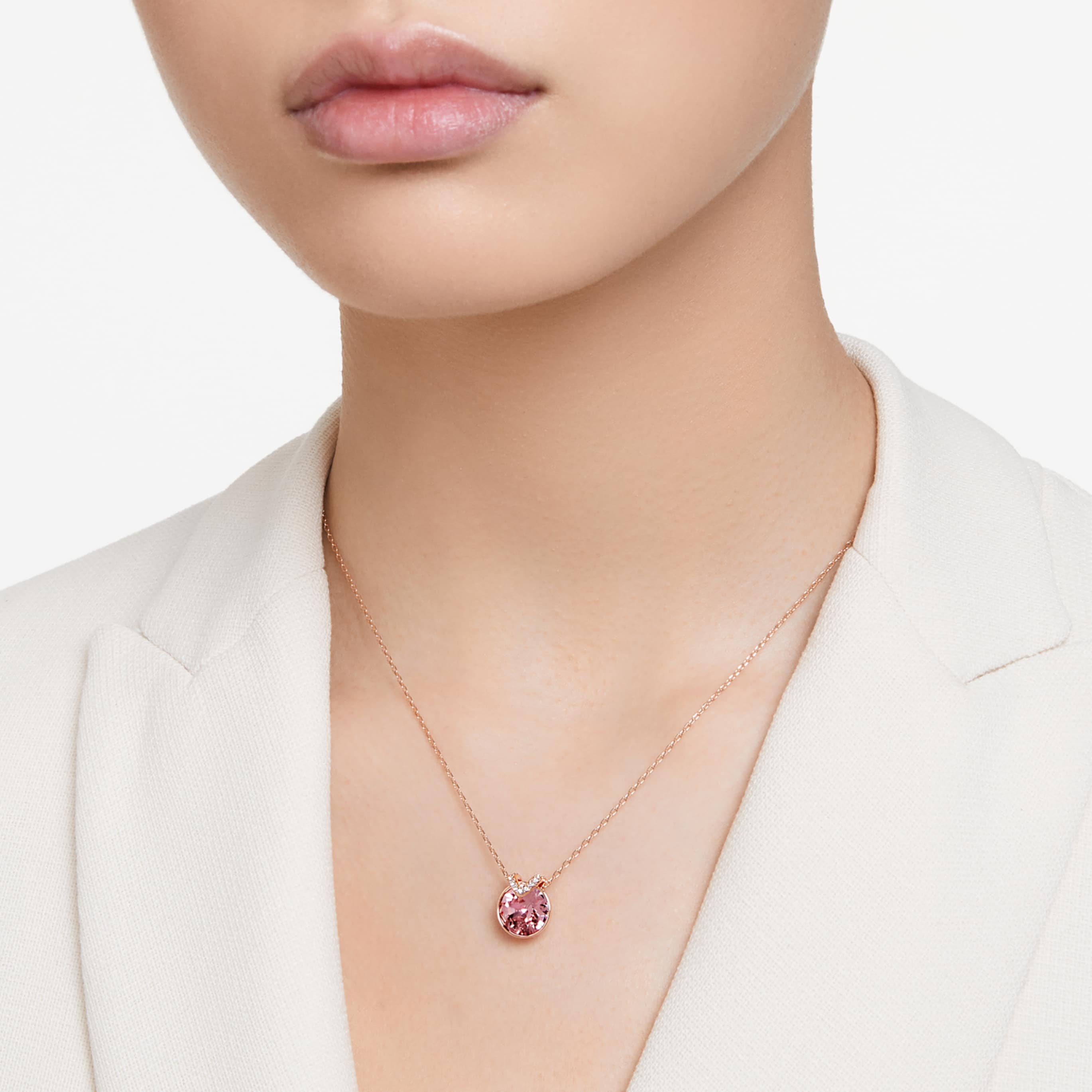 Swarovski Bella V pendant Round cut, Green, 18K gold finish