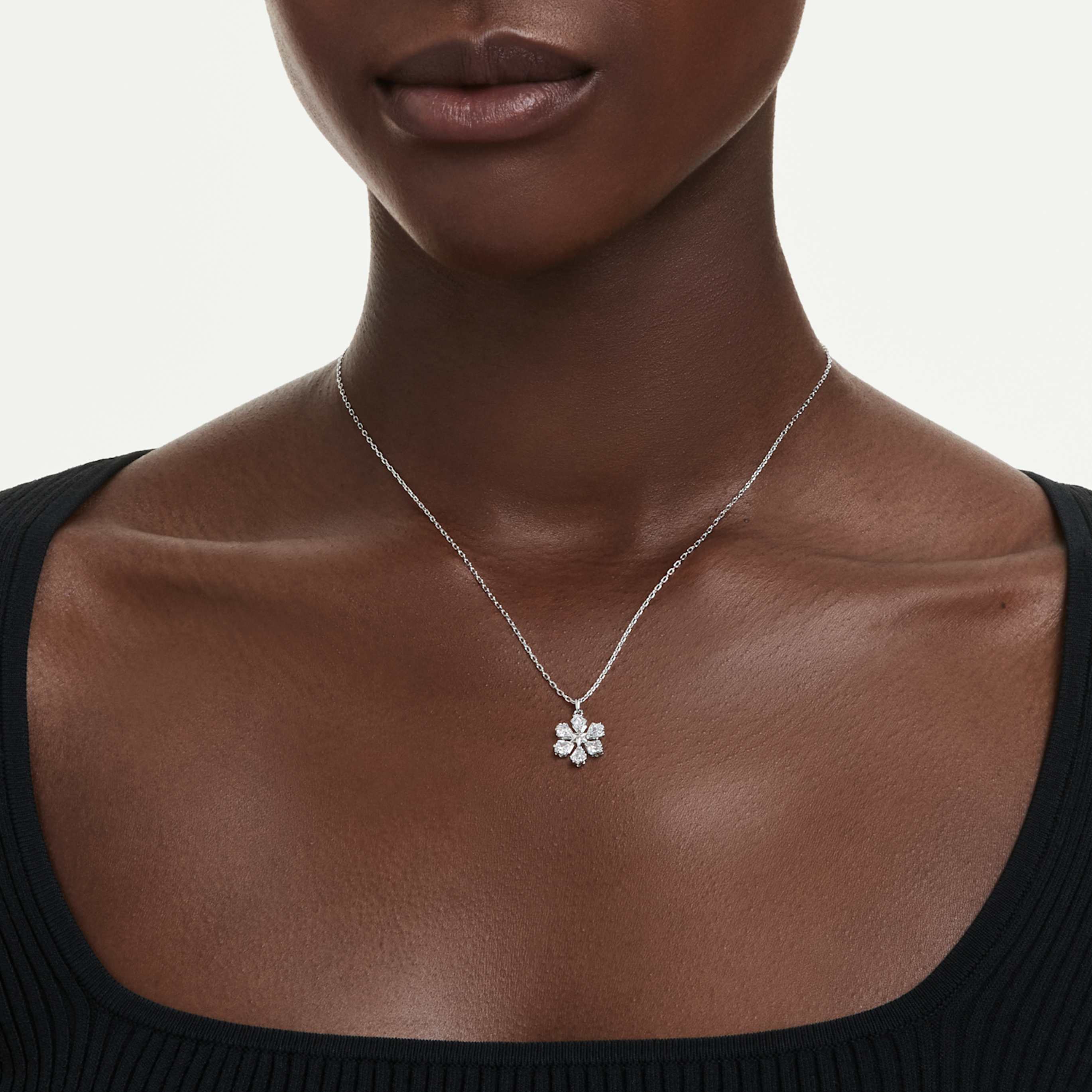 Swarovski Idyllia pendant Mixed cuts, Snowflake, White, Rhodium plated