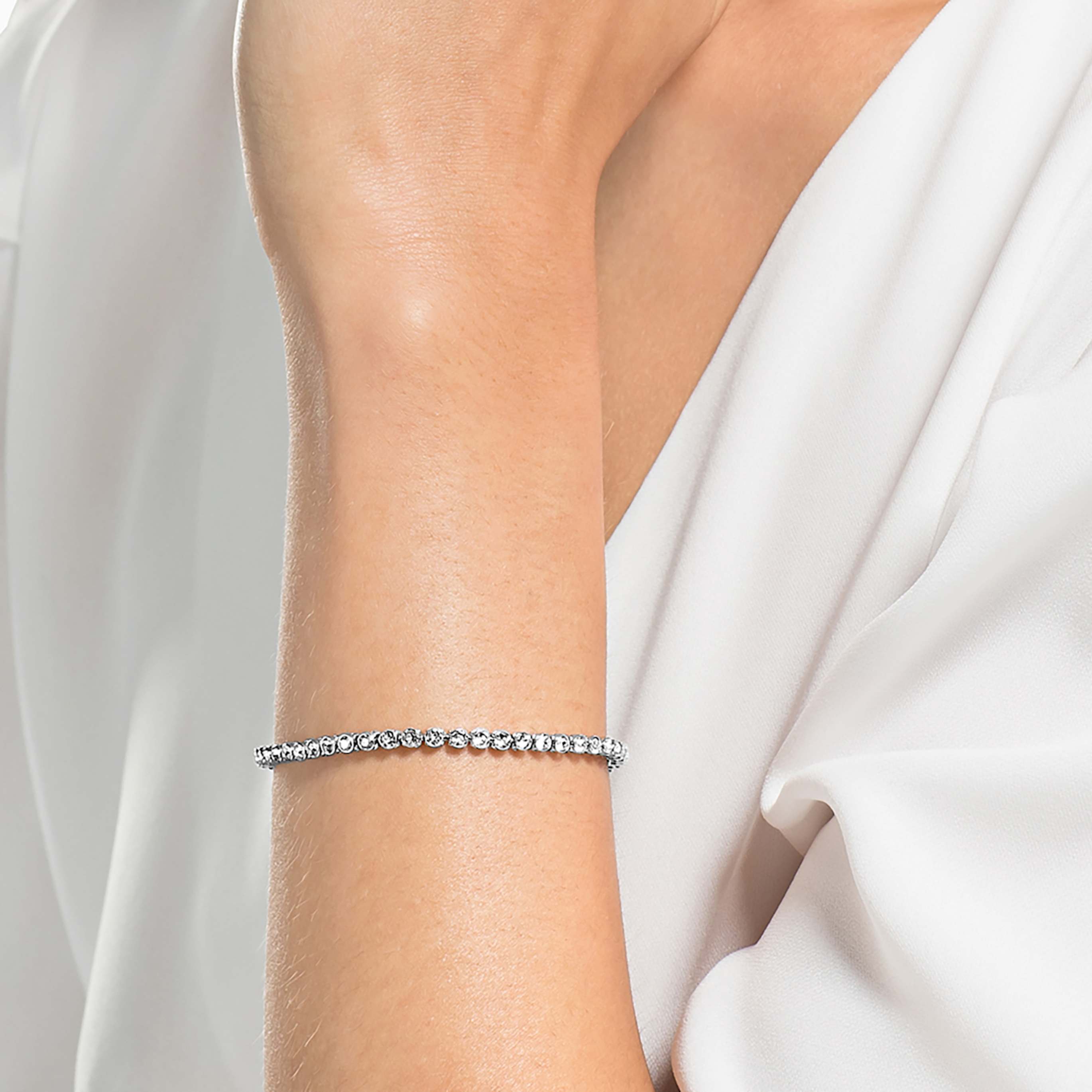 Swarovski Imber Emily Tennis bracelet Round cut, Black, 18K rose gold finish