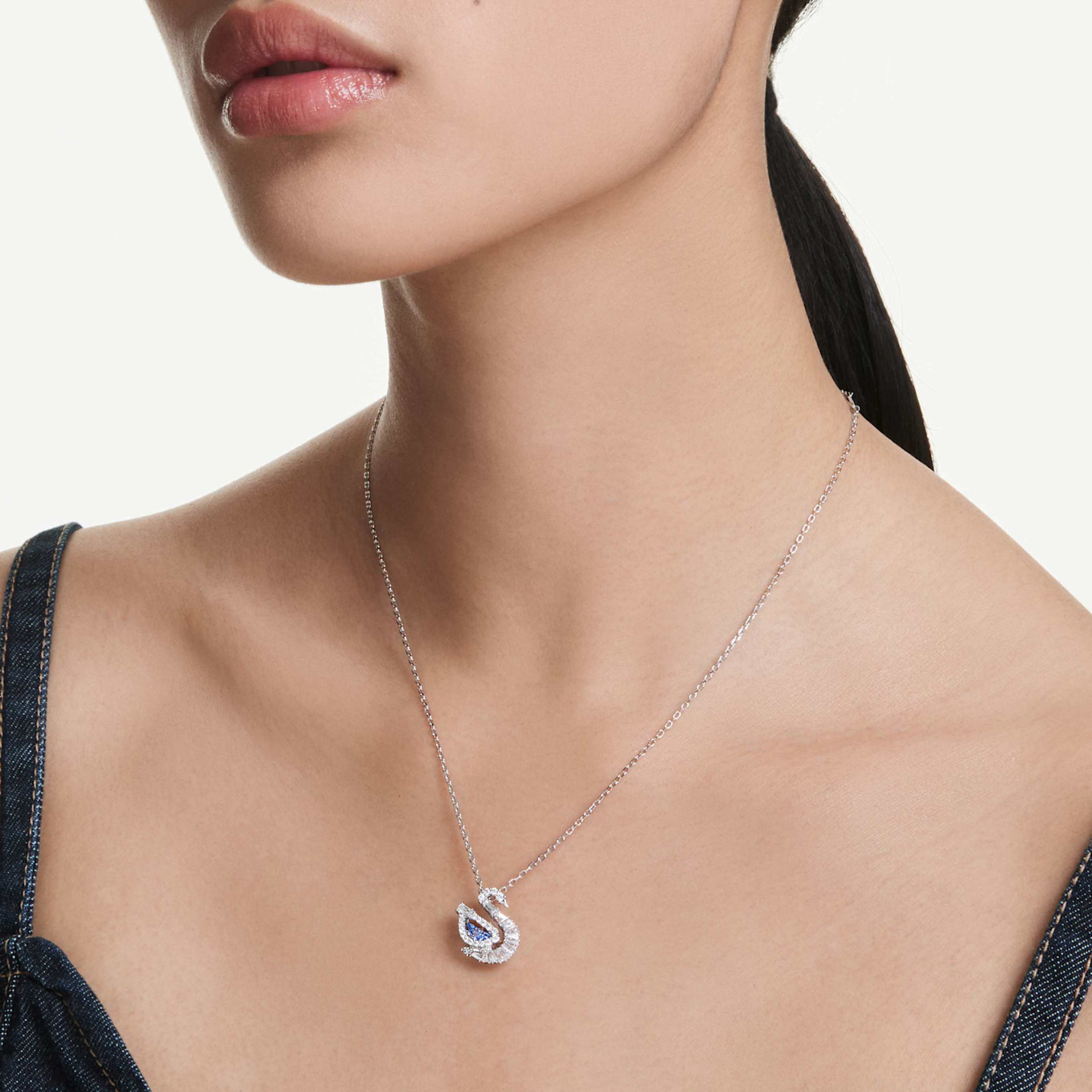Swarovski Swan pendant Mixed cuts, Swan, Black, 18K rose gold finish