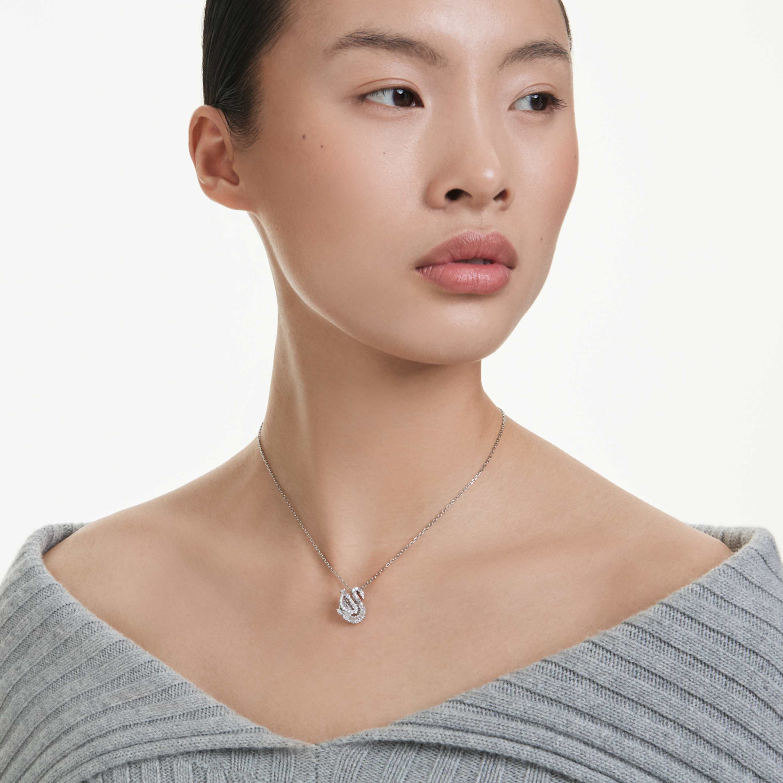 Swarovski Swan pendant Mixed cuts, Swan, Black, 18K rose gold finish